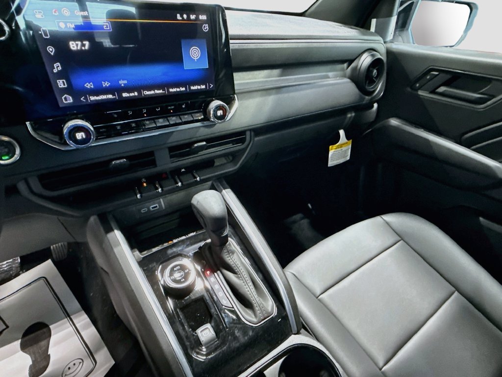 New 2026 Chevrolet Colorado Trail Boss AWD/4WD image 17
