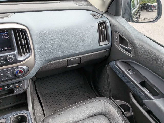 Used 2022 Chevrolet Colorado Z71 w/ Z71 Midnight Edition AWD/4WD image 18