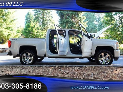 Used 2017 Chevrolet Silverado 1500 LT w/ All Star Edition AWD/4WD image 28