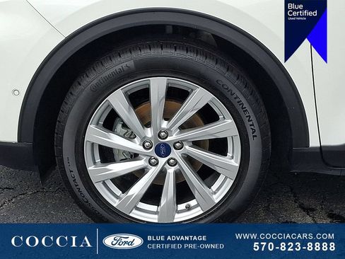 Certified 2022 Ford Escape Titanium w/ Titanium Elite Package AWD/4WD image 8