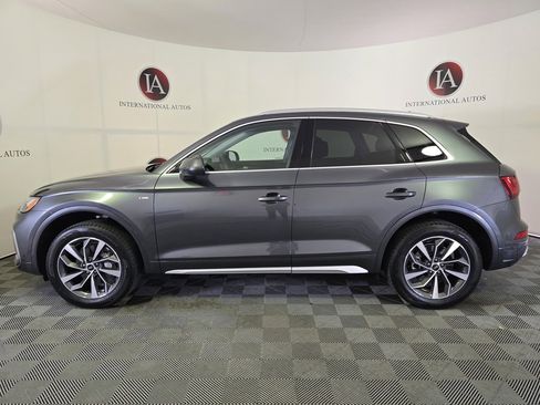 Used 2025 Audi Q5 2.0T Premium image 6