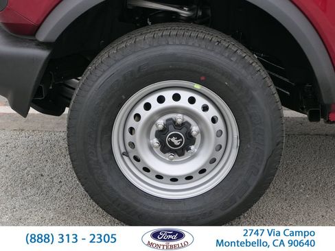 New 2025 Ford Bronco 4-Door image 11