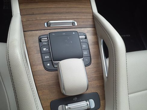 Certified 2022 Mercedes-Benz GLS 450 4MATIC image 31