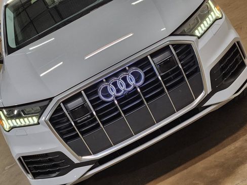 Used 2023 Audi Q7 3.0T Premium Plus AWD/4WD image 19