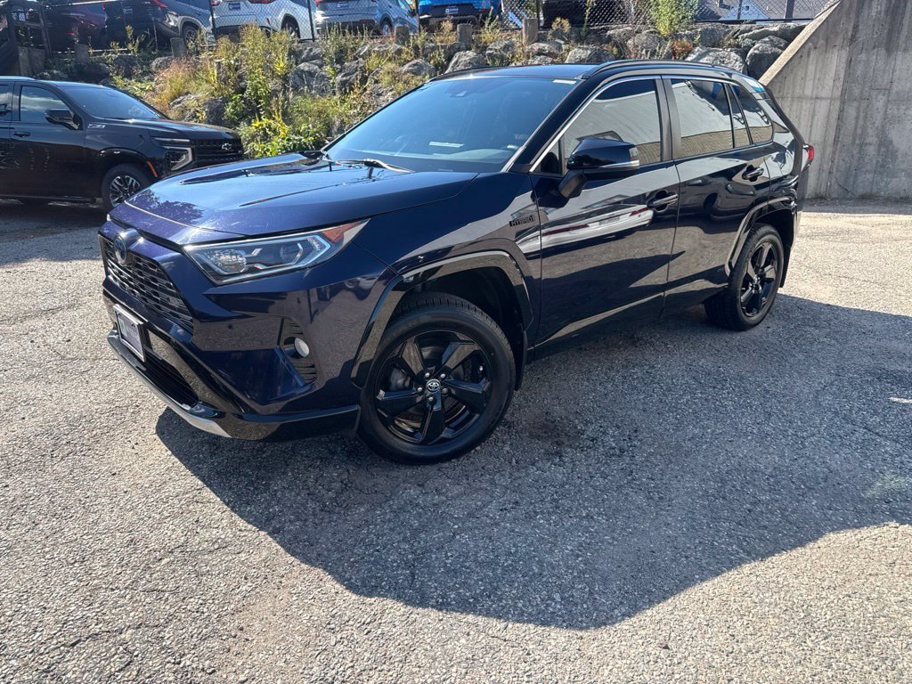 Used 2020 Toyota RAV4 XSE AWD/4WD image 2