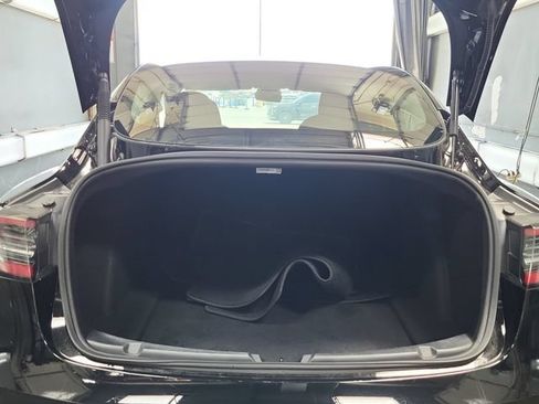 Used 2022 Tesla Model 3 Long Range AWD/4WD image 10