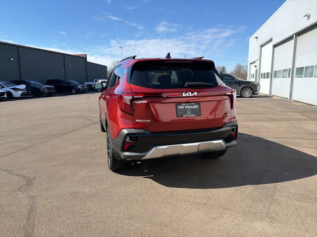 Used 2025 Kia Seltos SX w/ SX Sunroof Package AWD/4WD image 12
