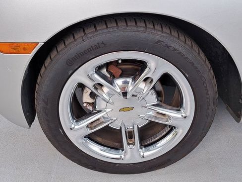 Used 2005 Chevrolet SSR w/ Preferred Equipment Group RWD image 25