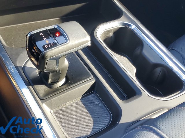 Certified 2024 Chevrolet Silverado 1500 High Country RWD image 27