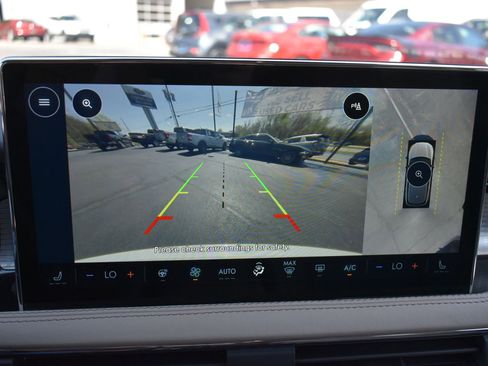 Used 2023 Lincoln Corsair AWD w/ Equipment Group 101A image 27