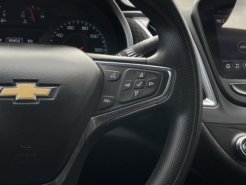 Used 2024 Chevrolet Malibu LT image 13