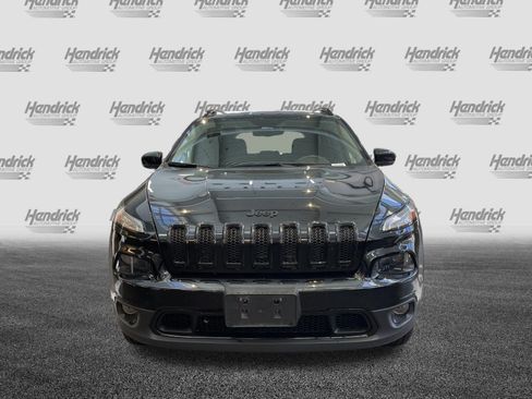 Used 2017 Jeep Cherokee High Altitude AWD/4WD image 3