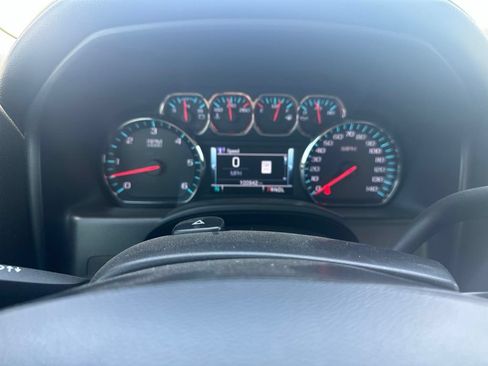 Used 2017 Chevrolet Silverado 1500 High Country AWD/4WD image 16