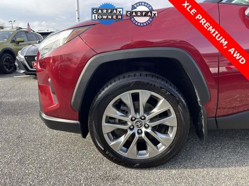 Used 2023 Toyota RAV4 XLE Premium image 14