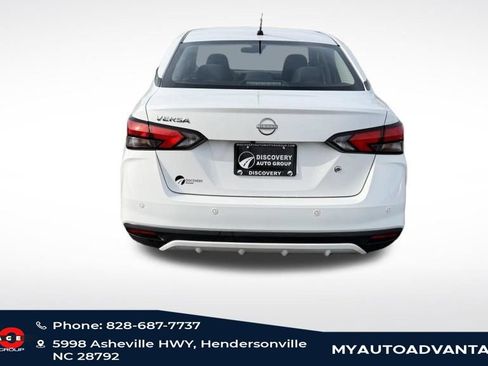 Used 2024 Nissan Versa SV w/ Trunk Package FWD image 3