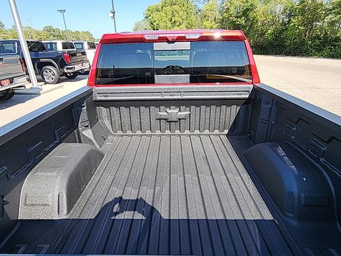 Used 2026 Chevrolet Silverado 1500 LTZ w/ Technology Package image 8
