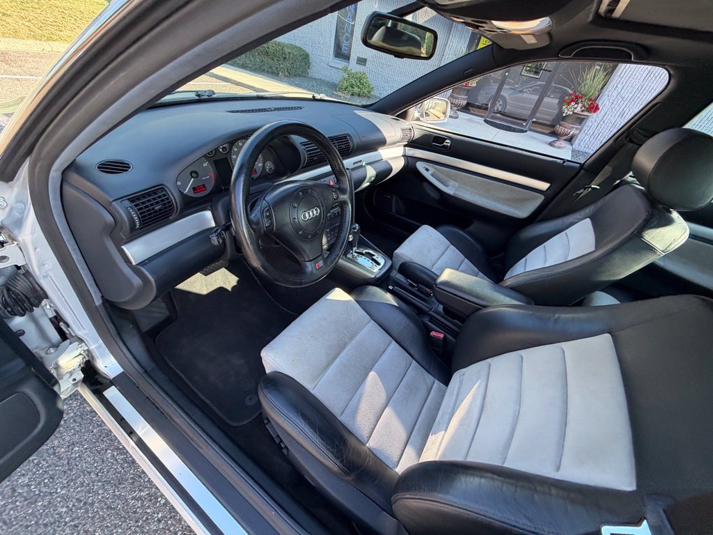 Used 2001 Audi S4 Sedan AWD/4WD image 28
