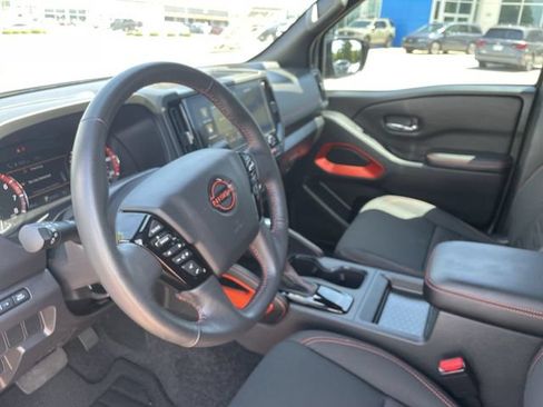 Used 2025 Nissan Frontier Pro-X RWD image 15