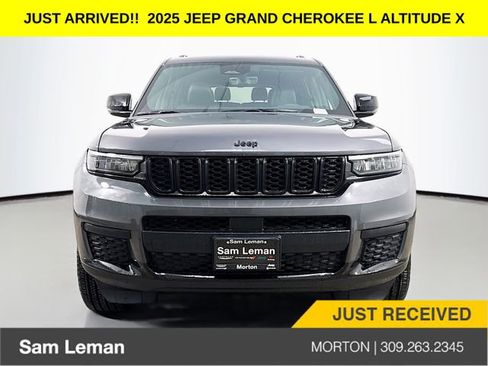 New 2025 Jeep Grand Cherokee L Altitude image 2