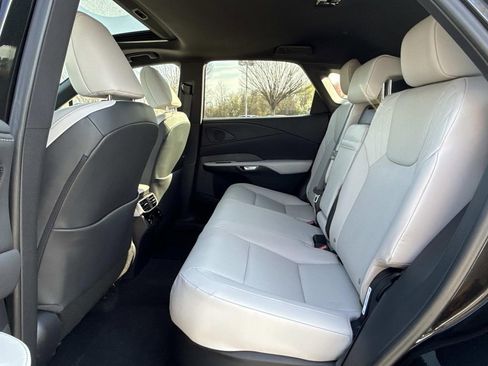 Used 2024 Lexus RX 350 Premium w/ Accessory Package (Z1) image 19