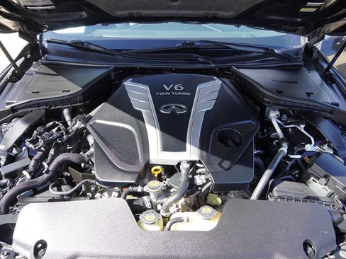 Used 2018 INFINITI Q60 3.0t Luxe w/ Sensory Package 3.0T Luxe image 14