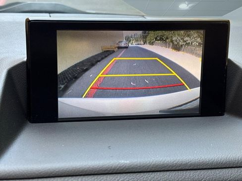Used 2016 Lexus CT 200h w/ Navigation Package FWD image 19