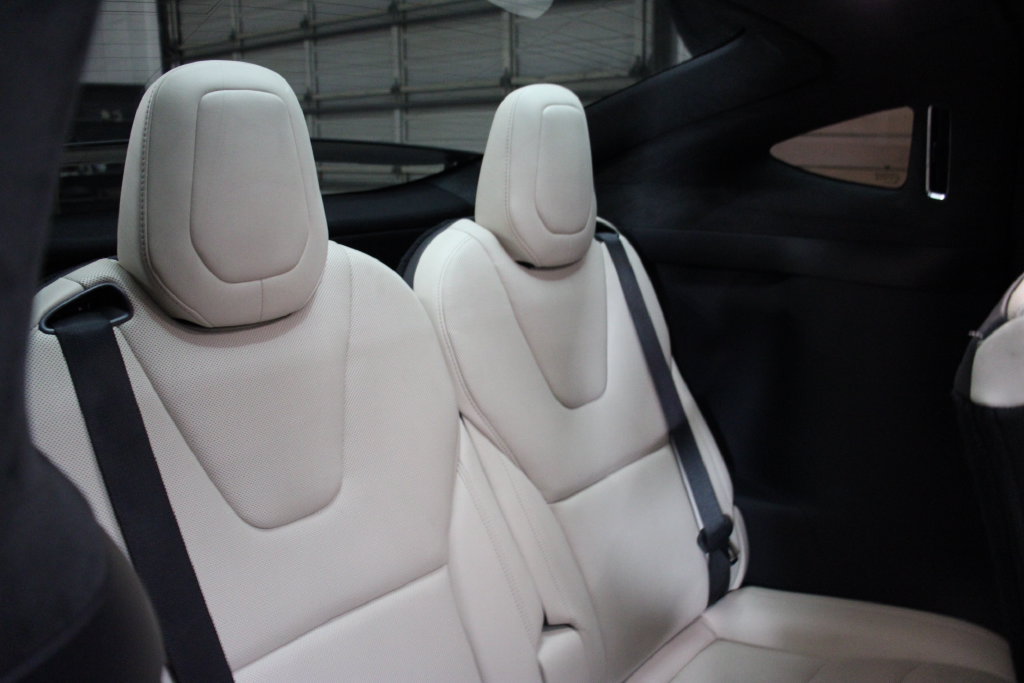 Used 2023 Tesla Model X AWD/4WD image 14