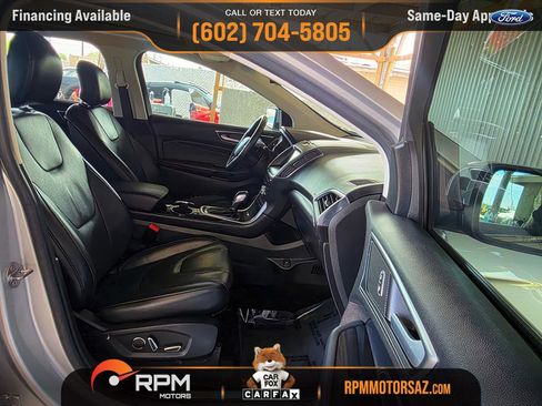 Used 2018 Ford Edge Titanium w/ Equipment Group 301A FWD image 13