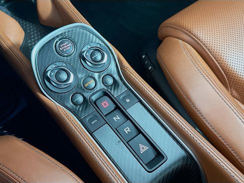 Used 2016 McLaren 570S Coupe image 19