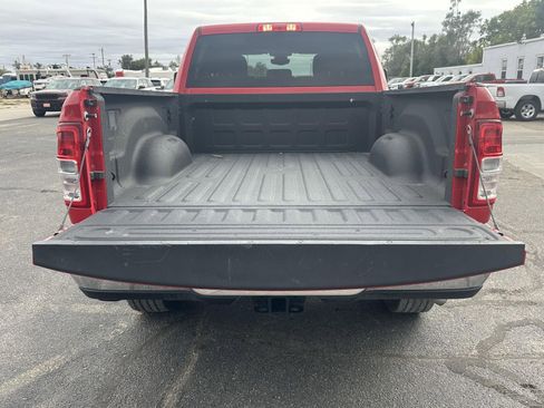 Used 2024 RAM 2500 Big Horn w/ Bed Utility Group image 6