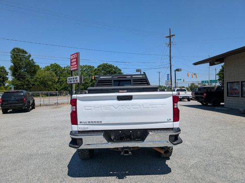 Used 2020 Chevrolet Silverado 2500 LT w/ Convenience Package AWD/4WD image 8