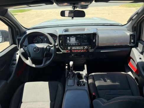 Used 2026 Nissan Frontier Pro-X w/ Pro-X Convenience Package image 17