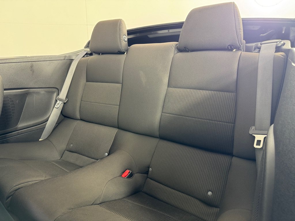 Used 2013 Ford Mustang Convertible RWD image 18