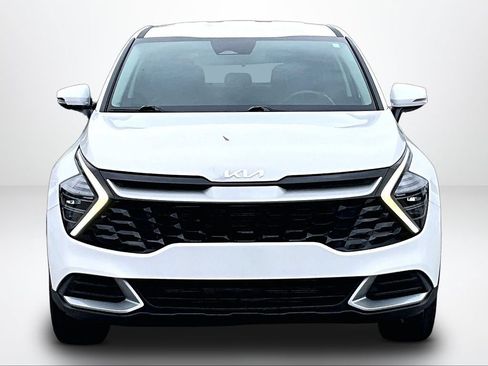 Used 2025 Kia Sportage EX FWD image 4