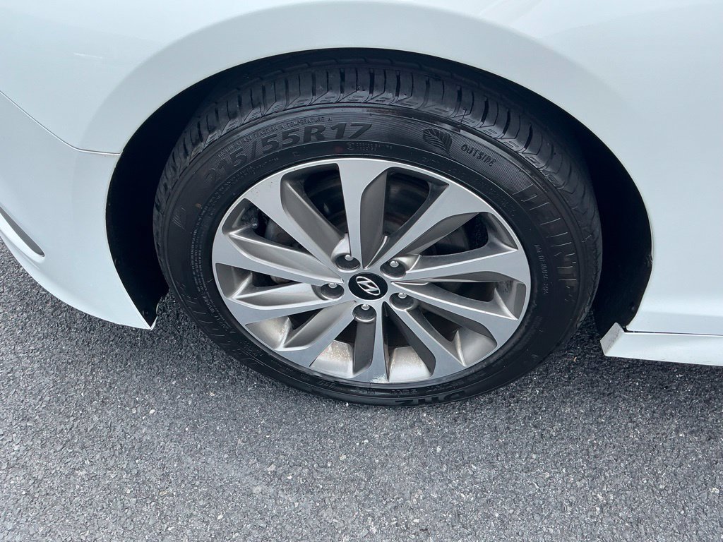 Used 2016 Hyundai Sonata Sport FWD image 14