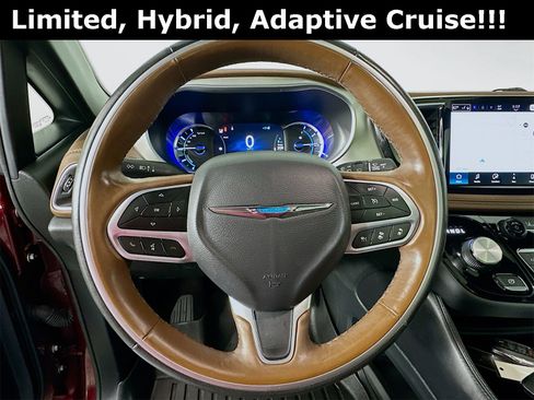 Used 2021 Chrysler Pacifica Limited image 12