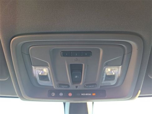 Certified 2021 Chevrolet Silverado 1500 LTZ w/ LTZ Convenience Package II image 31