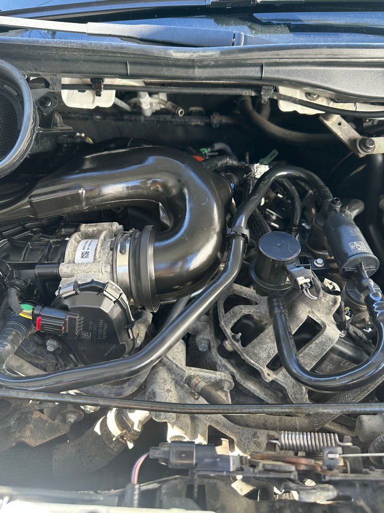 Used 2021 Ford Transit 250 148 High Roof Extended w/ Load Area Protection Package RWD image 7