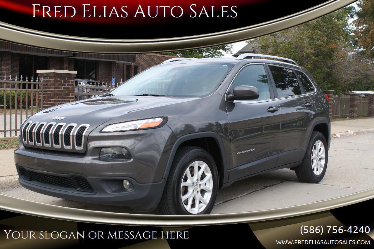 Used 2018 Jeep Cherokee Latitude Plus AWD/4WD image 1