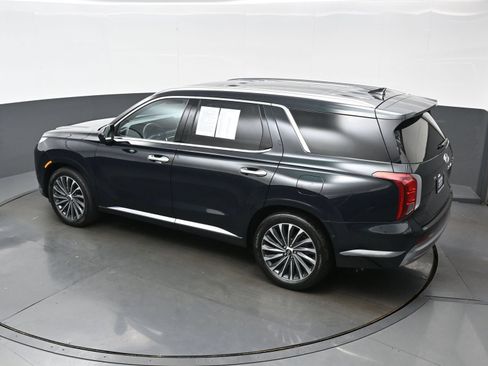 Certified 2023 Hyundai Palisade Calligraphy AWD/4WD image 39