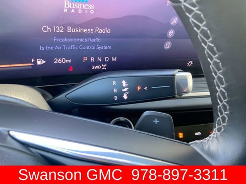 Used 2025 Buick Envision Preferred AWD/4WD image 16