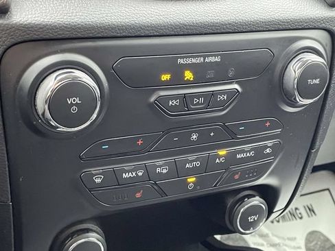 Used 2019 Ford Ranger Lariat w/ Equipment Group 501A Mid AWD/4WD image 30