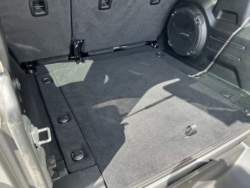 Used 2020 Jeep Wrangler Unlimited Sahara image 18