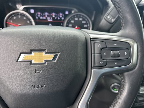 Used 2019 Chevrolet Silverado 1500 LTZ w/ LTZ Premium Package AWD/4WD image 26
