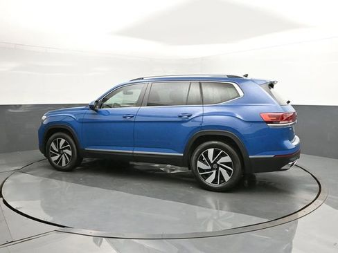 New 2025 Volkswagen Atlas SEL image 5
