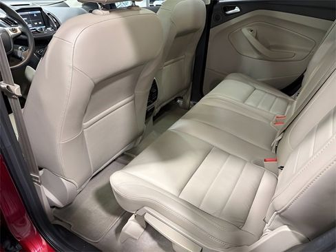 Used 2015 Ford Escape Titanium image 30