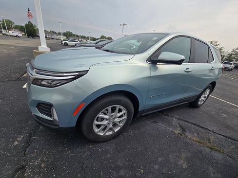 Used 2022 Chevrolet Equinox LT FWD image 4