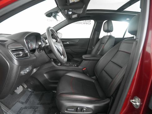 Used 2022 Chevrolet Equinox RS w/ RS Leather Package FWD image 8