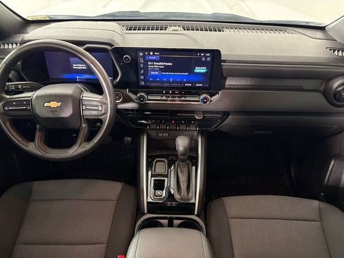 Used 2024 Chevrolet Colorado W/T w/ Safety Package image 39