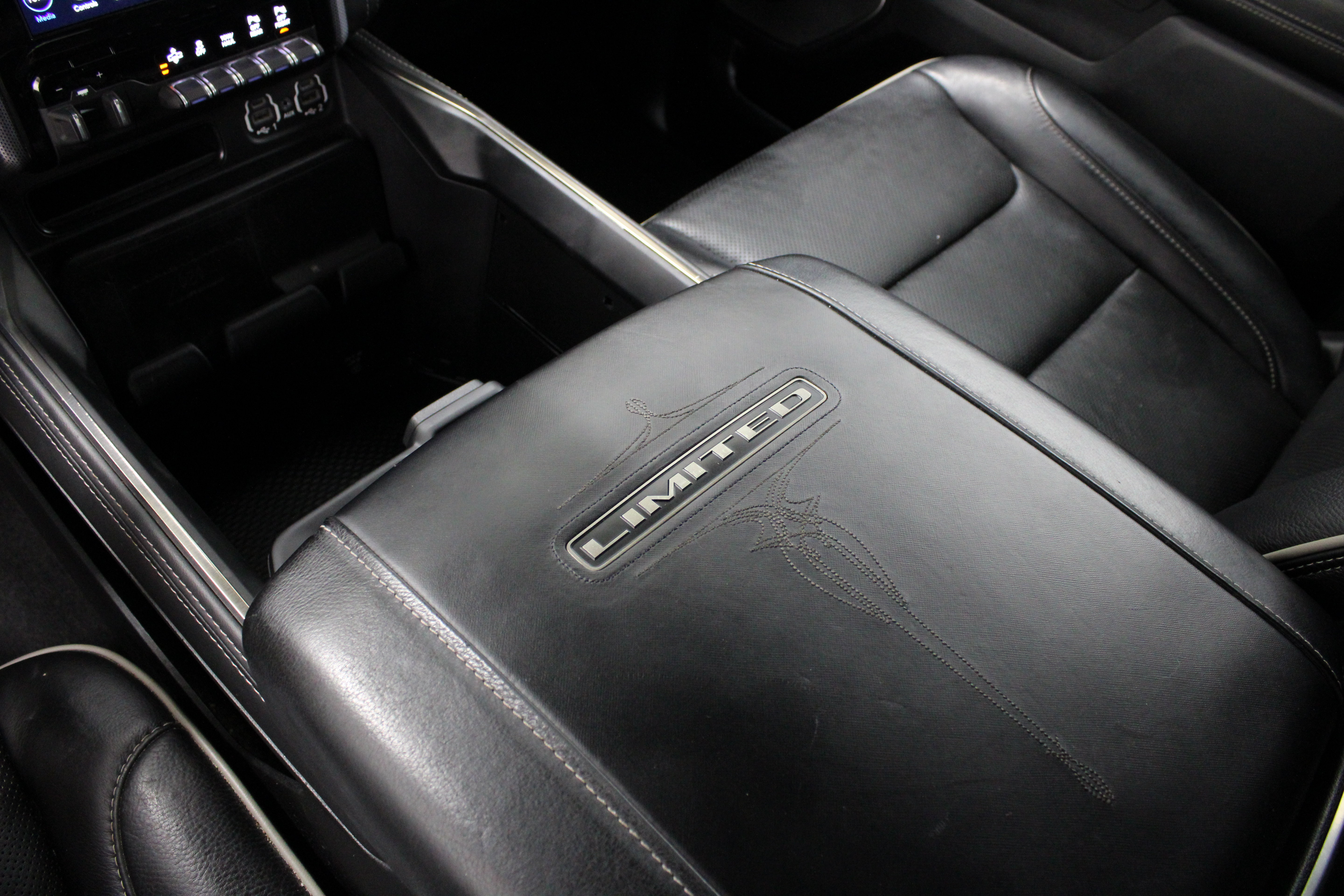 Used 2021 RAM 1500 Limited w/ Night Edition AWD/4WD image 19